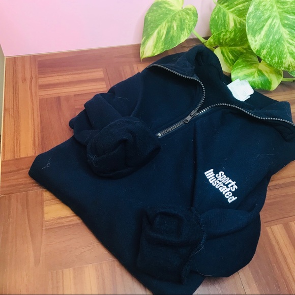 Sport’s Illustrated Quarter Zip Navy Pullover - Picture 7 of 7